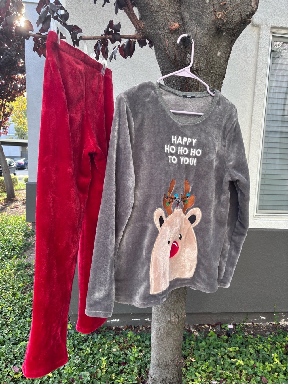 Womens Christmas Pajama Set Medium M Fleece Reindeer Ho Ho Ho Grey Red Holidays